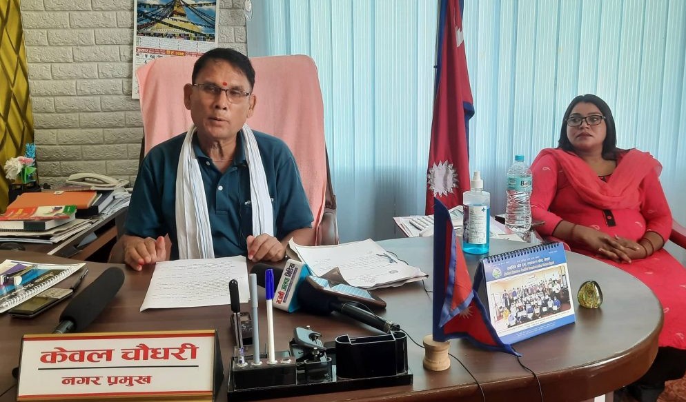 भजनी नगरपालिकाको १०० दिने उपलब्धि : कक्षा ५ सम्म थारु भाषामा पढाइको तयारी