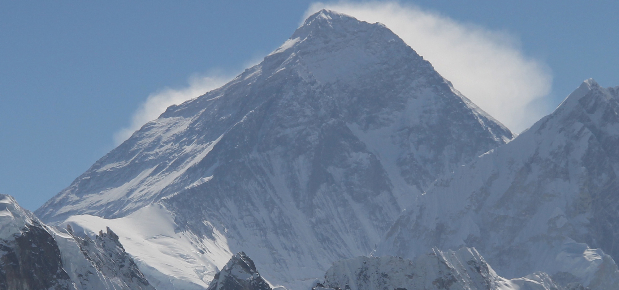 जिउँदै रहनेछ तेरो सगरमाथा